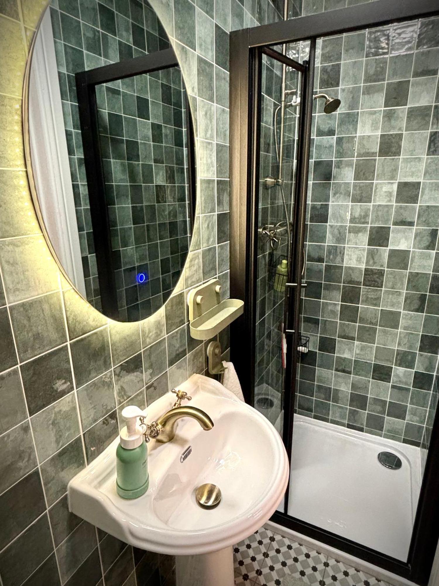 Apartament Stunning Urban Retreat In The Heart Of